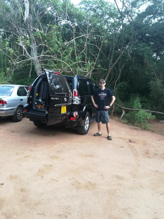 Hidden Jungle Village Wilpattu Exterior foto